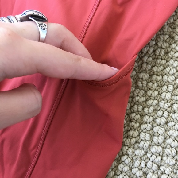 Lululemon Cropped Leggings - Picture 2 of 5